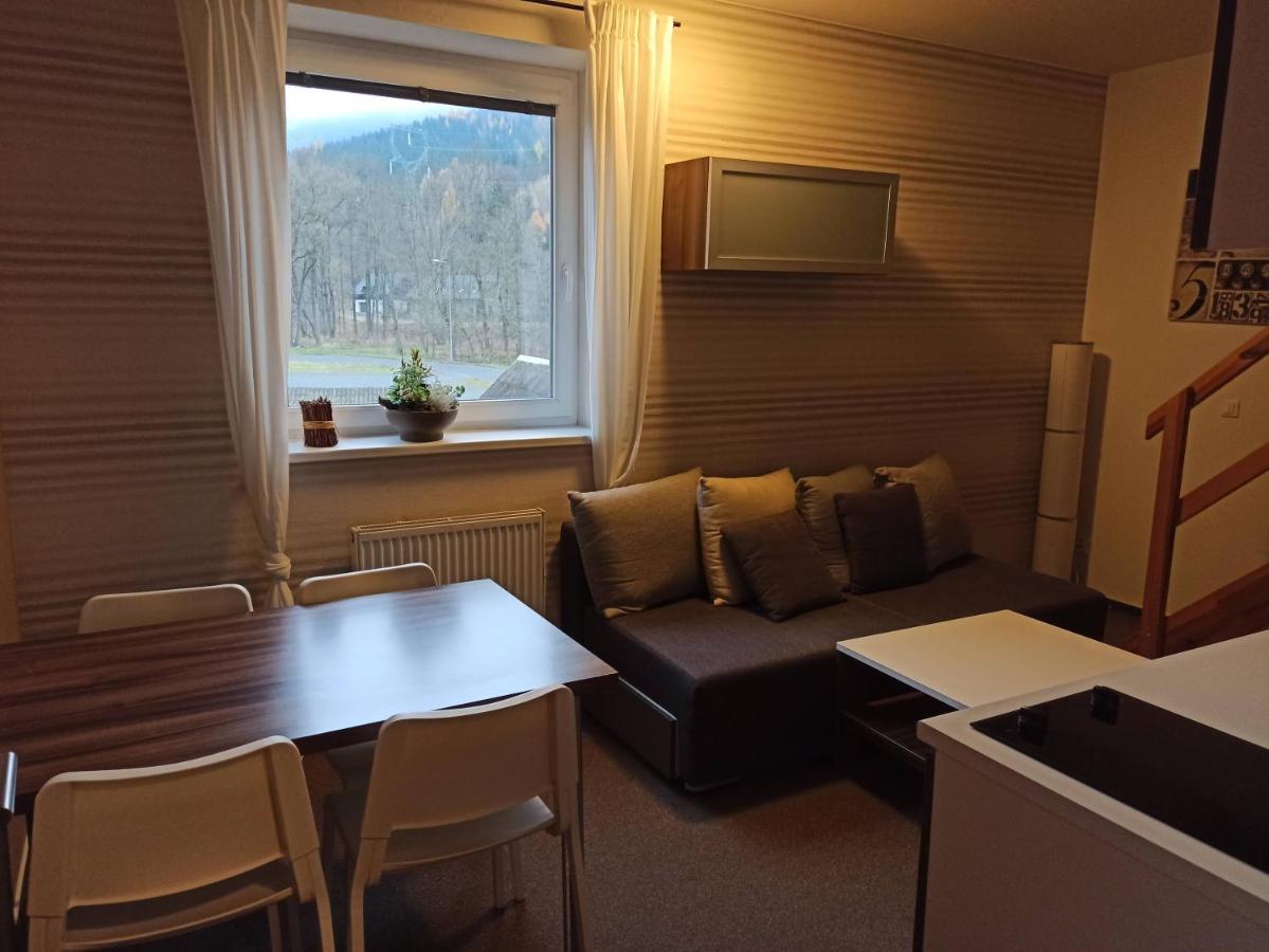 Mezonetovy Apartman Kouty Nad Desnou Leilighet Loučná nad Desnou Eksteriør bilde